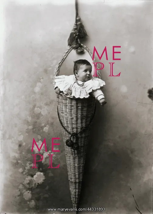 : Creative. Infantile portrait : Creative. Infantile portrait