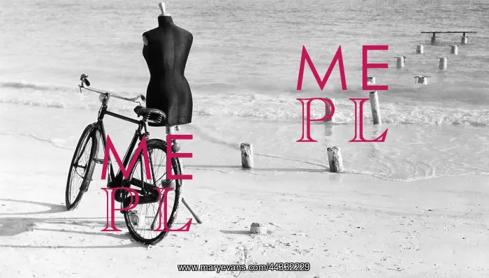  : Creative. Manikin on the sea