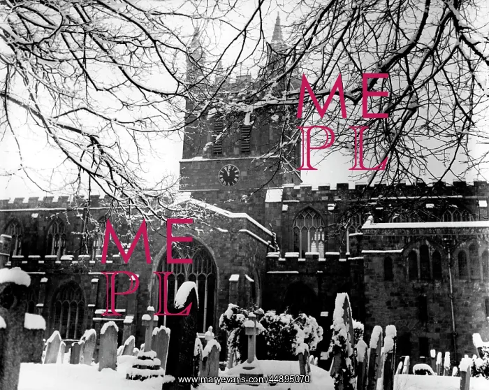 : Crediton Church, Devon, in the snow : Crediton Church, Devon, in the snow