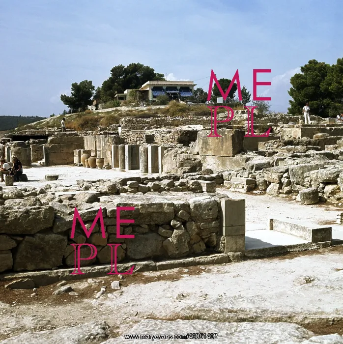 : Crete, Greece, palace of Phaistos, aisle with rooms for supplies : Crete, Greece, palace of Phaistos, aisle with rooms for supplies