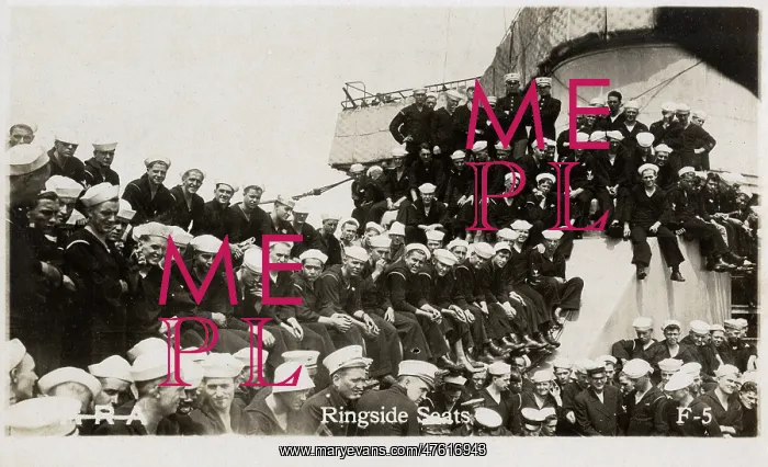 : Crew on board USS Frederick, American cruiser, WW1 : Crew on board USS Frederick, American cruiser, WW1
