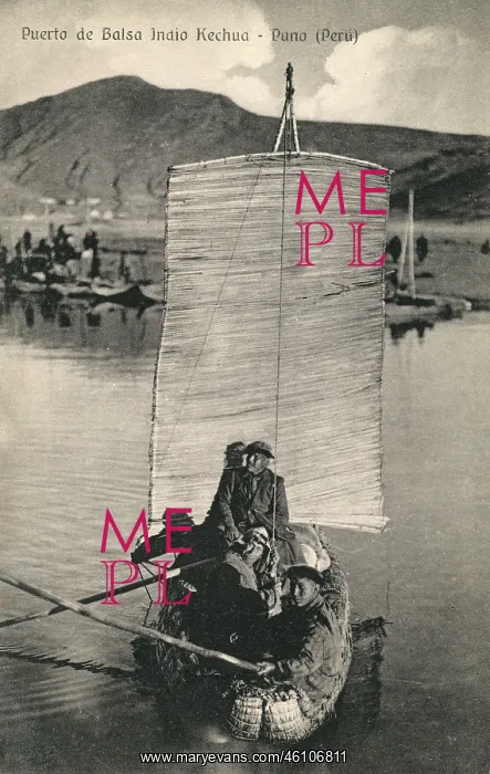  : Crew in a boat at Puerto de Balsa, Puno, Peru