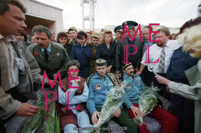 : Crew members of orbital space station Mir, 1996 : Crew members of orbital space station Mir, 1996