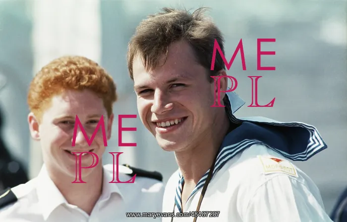: The crew of the sailboat Mir : The crew of the sailboat Mir