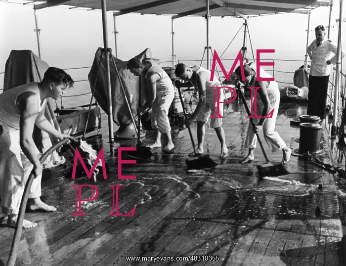 : Crew at work on board of the Meteor : Crew at work on board of the Meteor