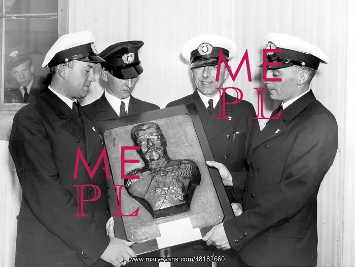 : Crewmembers of the LZ 129, 1936 : Crewmembers of the LZ 129, 1936