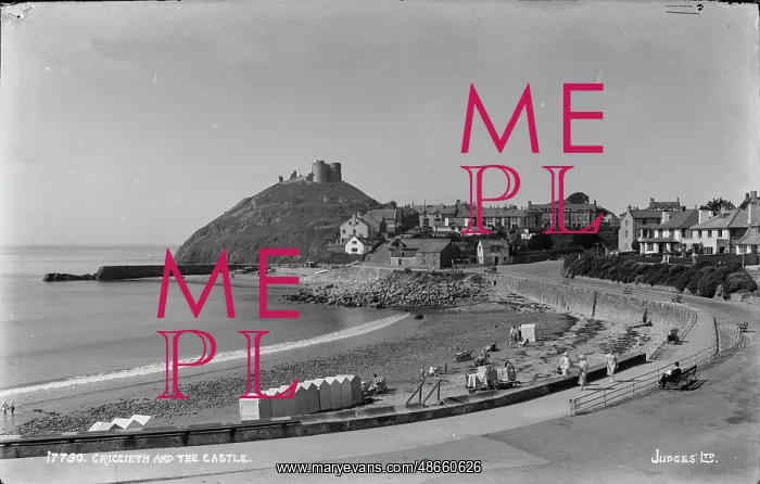 : Criccieth and the Castle : Criccieth and the Castle