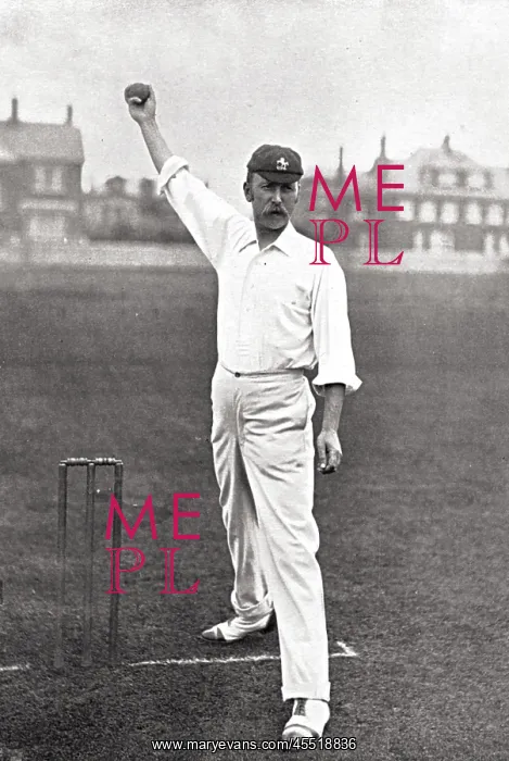 : CRICKETER, HEARNE : CRICKETER, HEARNE