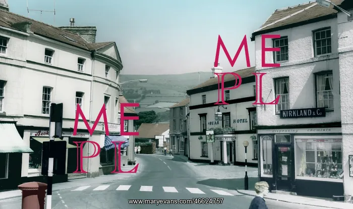  : Crickhowell, High Street c1965