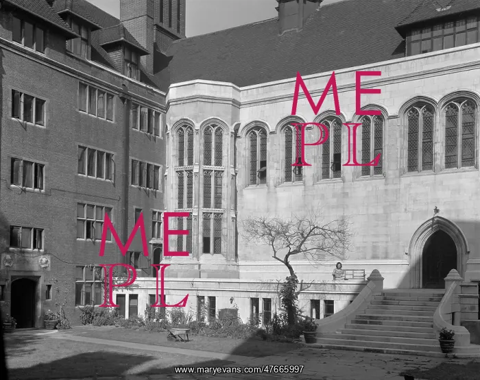  : Crosby Hall