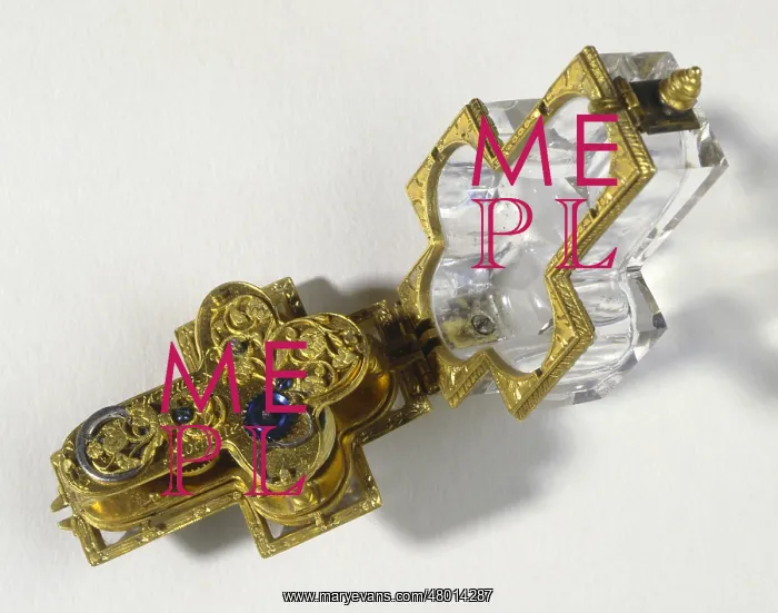 : Cross-shaped watch : Cross-shaped watch