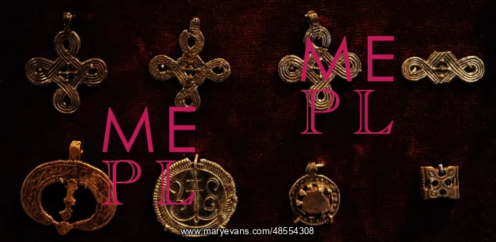 : Crosses of bronze and tin and bronze pendants. Museum of His : Crosses of bronze and tin and bronze pendants. Museum of His