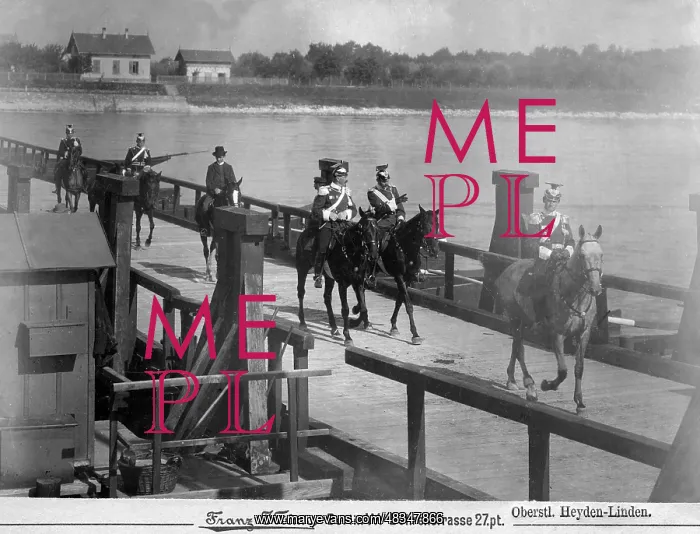 : Crossing on the Rhine bridge : Crossing on the Rhine bridge