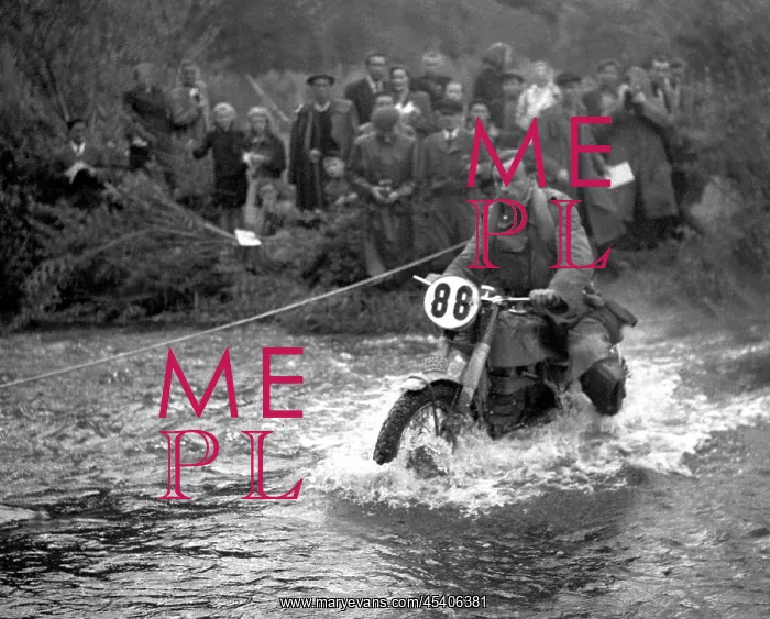 : Crossing river : Crossing river