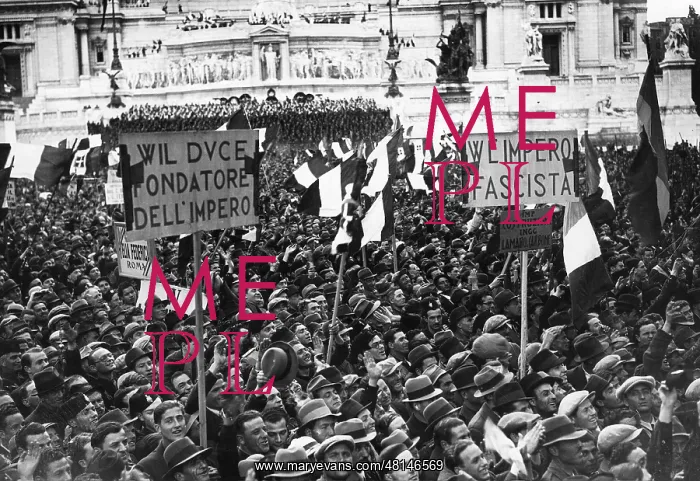 : Crowd on the day of founding the Fascist Party in Rome, 1937 : Crowd on the day of founding the Fascist Party in Rome, 1937