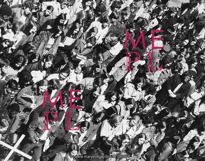 : Crowd at Kent State Victim's Funeral, 1970 : Crowd at Kent State Victim's Funeral, 1970