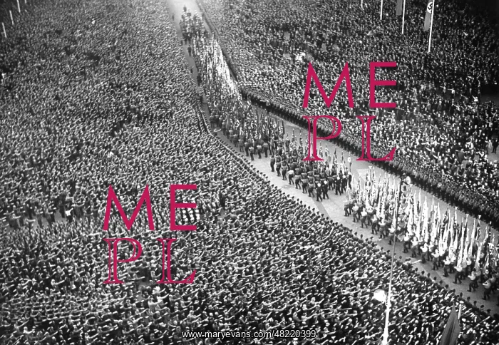 : Crowd on the Potsdamer Platz, 1938 : Crowd on the Potsdamer Platz, 1938