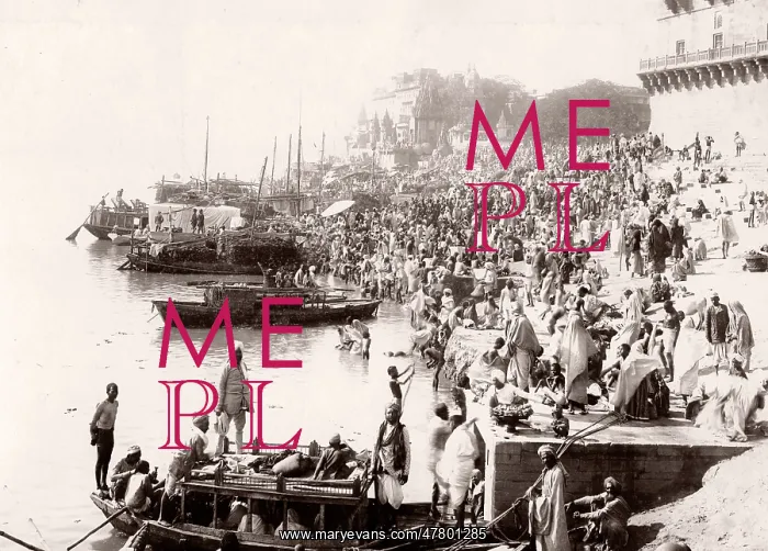 : Crowd along the River Ganges, Benares, Varanasi, India : Crowd along the River Ganges, Benares, Varanasi, India