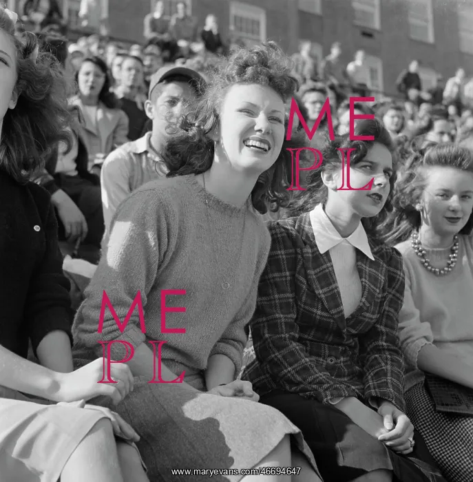 : Crowd - Students - Sports - Spectators : Crowd - Students - Sports - Spectators