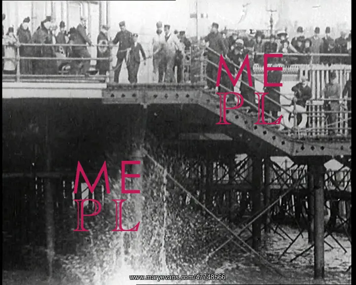 : A Crowd Watching as a Man Splashes Into the : A Crowd Watching as a Man Splashes Into the