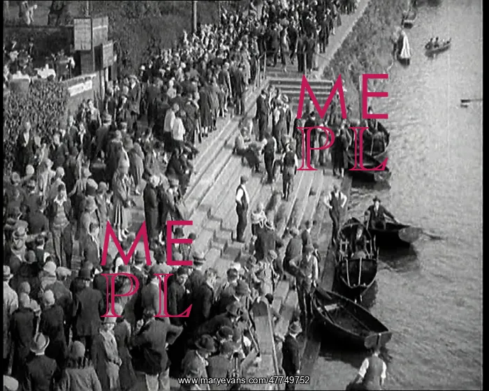 : Crowds of People Strolling and Rowing on the : Crowds of People Strolling and Rowing on the