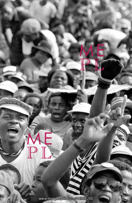 : Crowds seated on the ground at an ANC (African : Crowds seated on the ground at an ANC (African