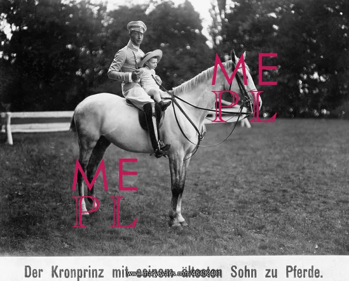 : Crown Prince Wilhelm with his son, 1908 : Crown Prince Wilhelm with his son, 1908