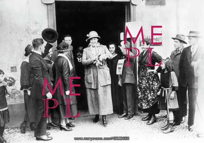 : Crown Princess Cecilie in front of a polling : Crown Princess Cecilie in front of a polling