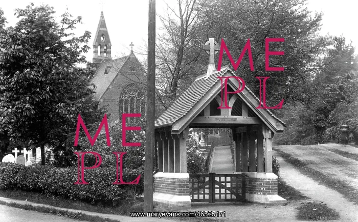  : Crowthorne, Church and Lychgate 1914