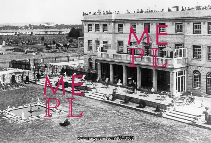 : The Croydon Airport Hotel, 1930 : The Croydon Airport Hotel, 1930