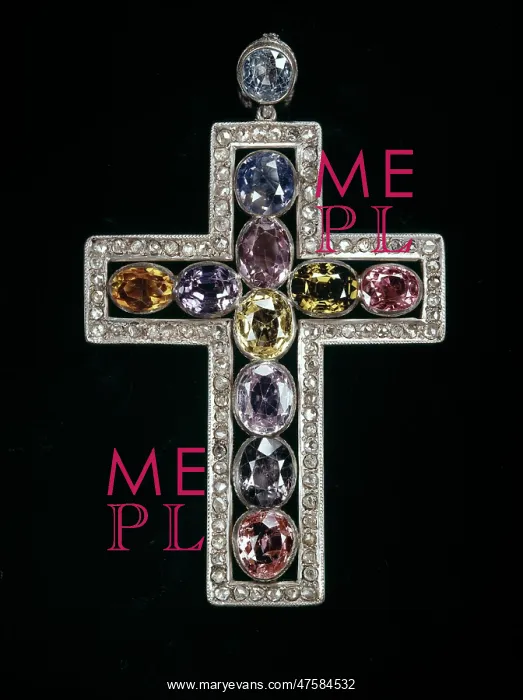 : Crucifix set with sapphires, zircon, spinel, cairngorm and amethyst : Crucifix set with sapphires, zircon, spinel, cairngorm and amethyst