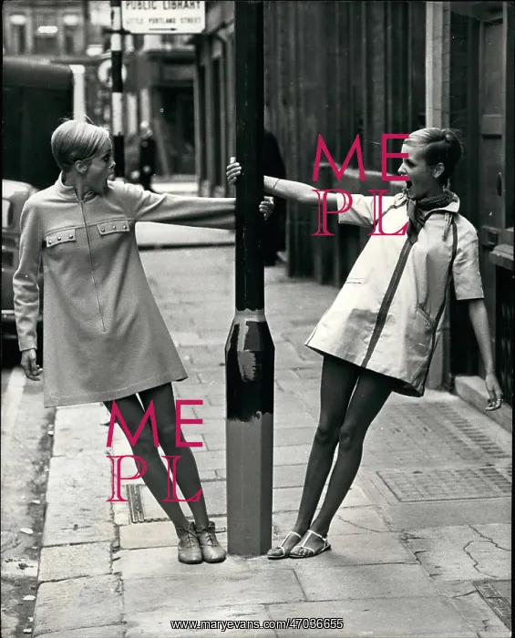 : Crumby and Twiggy : Crumby and Twiggy