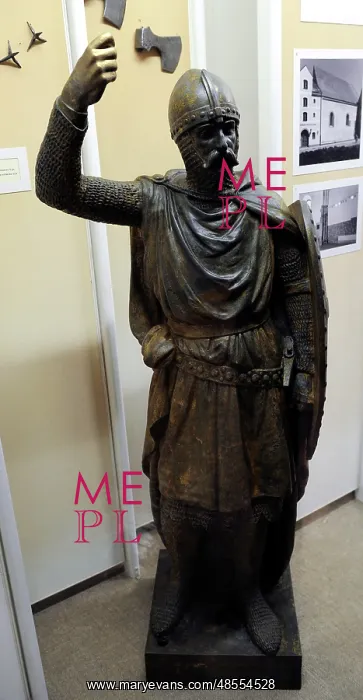 : Crusader spanish (12th century) Sculpture by architect V. Ne : Crusader spanish (12th century) Sculpture by architect V. Ne