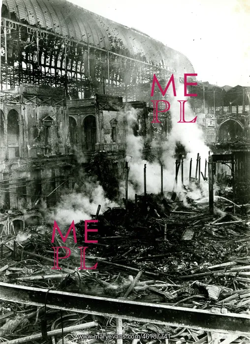 : Crystal Palace after the fire, 30 November 1936 : Crystal Palace after the fire, 30 November 1936