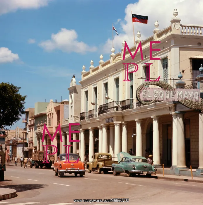  : CUBA / HOLGUIN ZOCALO