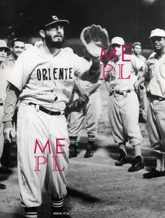 : Cuban Leader Enjoys Baseball : Cuban Leader Enjoys Baseball