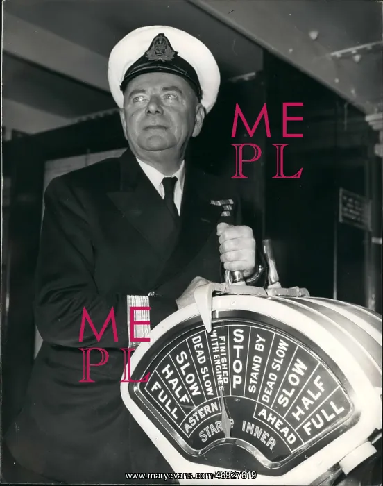 : Cunard liner, Queen Elizabeth II, Commodore retires : Cunard liner, Queen Elizabeth II, Commodore retires