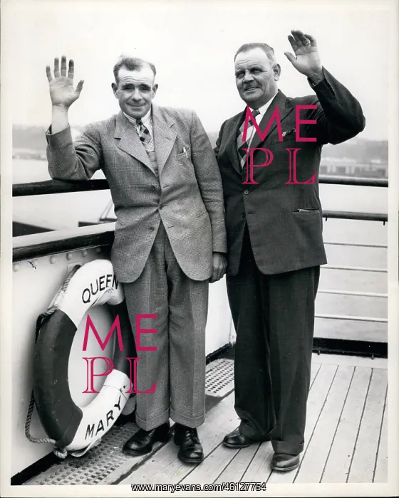 : Cunard liner, Queen Mary - two men on board : Cunard liner, Queen Mary - two men on board