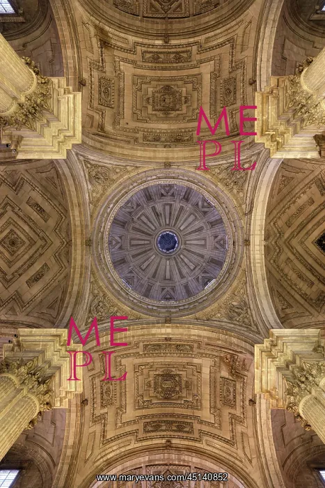 : Cupola, Catedral de la Asuncion, Jaen, Andalusia, Spain : Cupola, Catedral de la Asuncion, Jaen, Andalusia, Spain