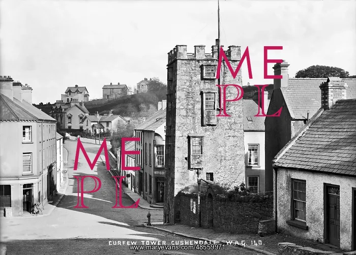 : Curfew Tower, Cushendall : Curfew Tower, Cushendall