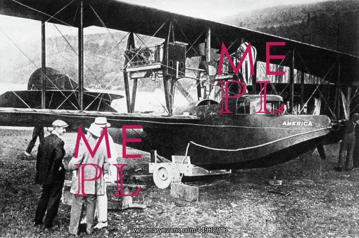 : Curtiss America Biplane Flying-Boat : Curtiss America Biplane Flying-Boat