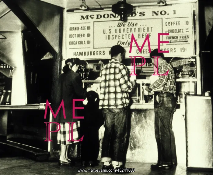 : Customers at the McDonalds hamburger restaurant ? : Customers at the McDonalds hamburger restaurant ?
