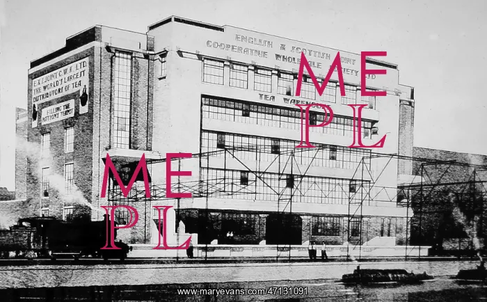 : CWS Tea Warehouse, Manchester, probably 1920 / 30s : CWS Tea Warehouse, Manchester, probably 1920 / 30s