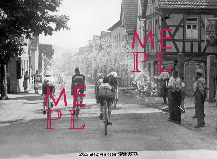 : Cycle races in Germany, 1937 : Cycle races in Germany, 1937