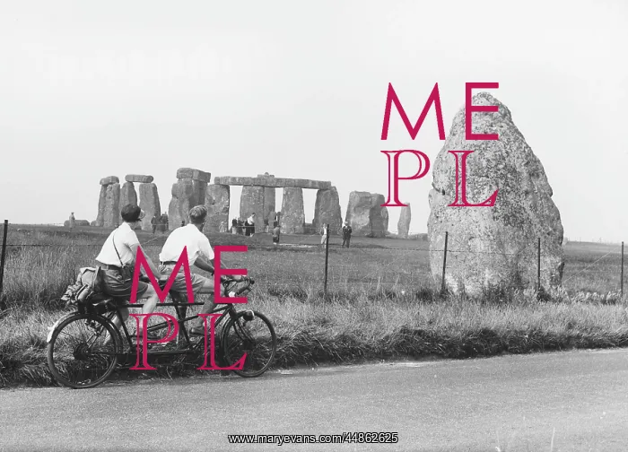 : CYCLING PAST STONEHENGE : CYCLING PAST STONEHENGE