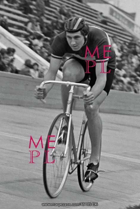 : Cyclist Viktor Sokolov : Cyclist Viktor Sokolov