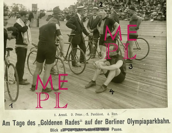 : Cyclists during a break on the Olympic track, 1912 : Cyclists during a break on the Olympic track, 1912