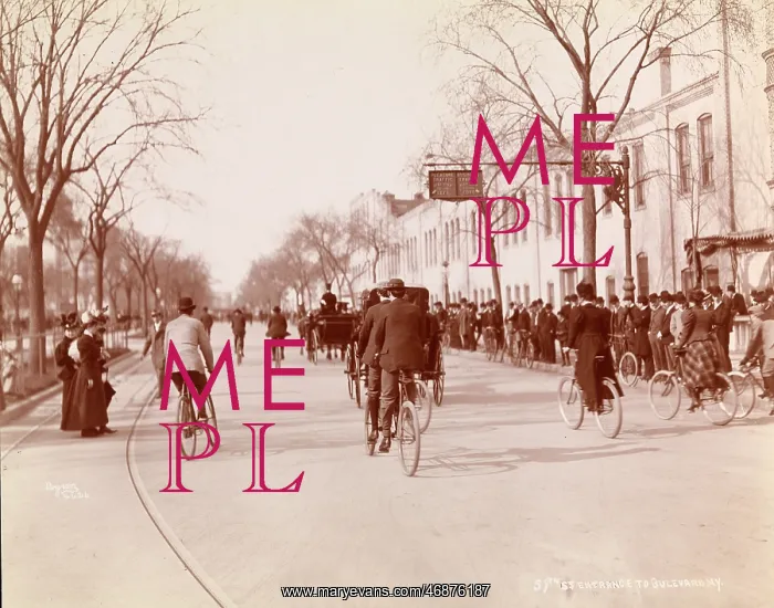 : Cyclists in New York : Cyclists in New York