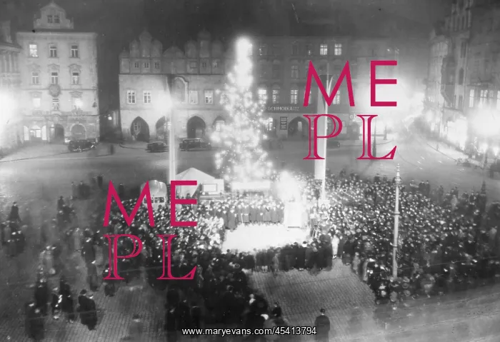 : Czechoslovakia 1935, Christams tree at Old Town Square : Czechoslovakia 1935, Christams tree at Old Town Square