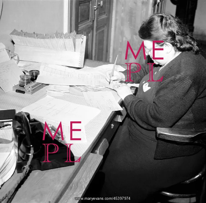 : Czechoslovakia - Prague 1949. Telephone operator : Czechoslovakia - Prague 1949. Telephone operator